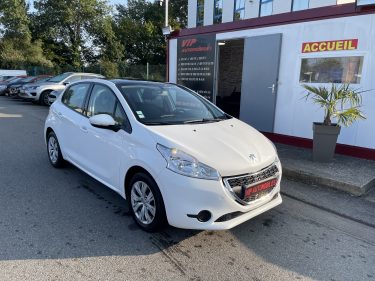 PEUGEOT 208 I 2014