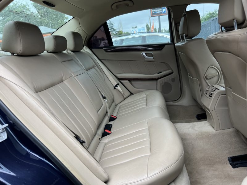 MERCEDES CLASSE E 4 IV ELEGANCE EXECUTIVE 250 CGI 1.8 204 BVA7 GPS CUIR CRIT AIR 1 - GARANTIE 1 AN