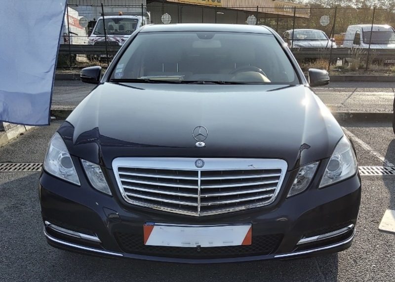 MERCEDES CLASSE E 4 IV ELEGANCE EXECUTIVE 250 CGI 1.8 204 BVA7 GPS CUIR CRIT AIR 1 - GARANTIE 1 AN