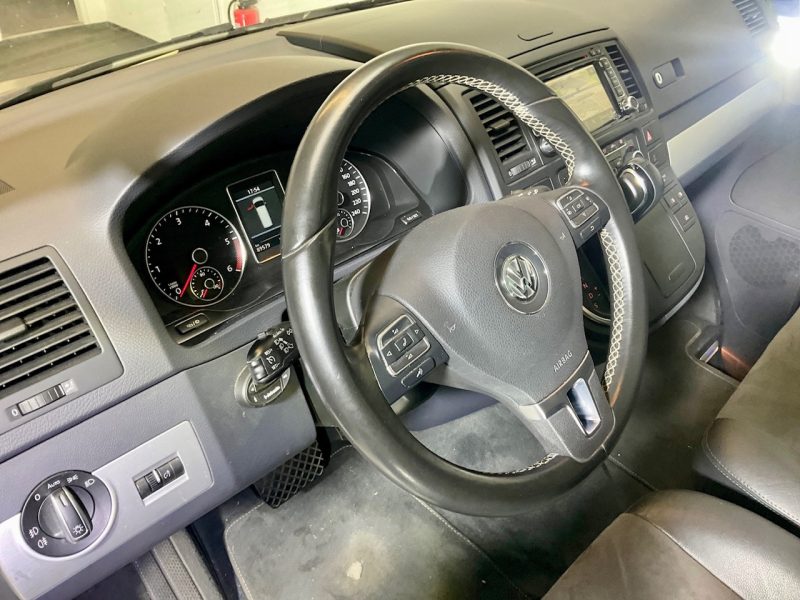 VOLKSWAGEN T5 MULTIVAN 2,0 TDI LIFE AUTOMATIQUE