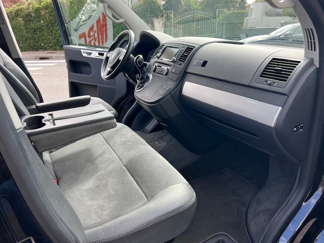 VOLKSWAGEN T5 MULTIVAN 2,0 TDI LIFE AUTOMATIQUE