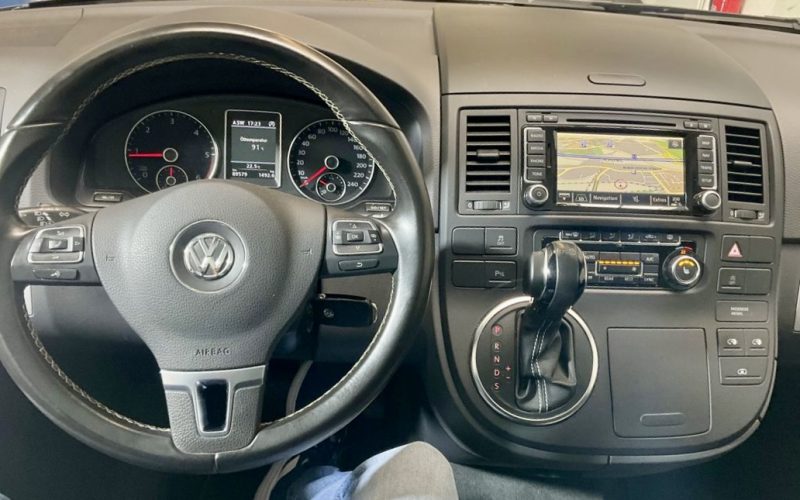 VOLKSWAGEN T5 MULTIVAN 2,0 TDI LIFE AUTOMATIQUE