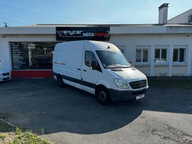 MERCEDES-BENZ SPRINTER L1H2 211 CDI 