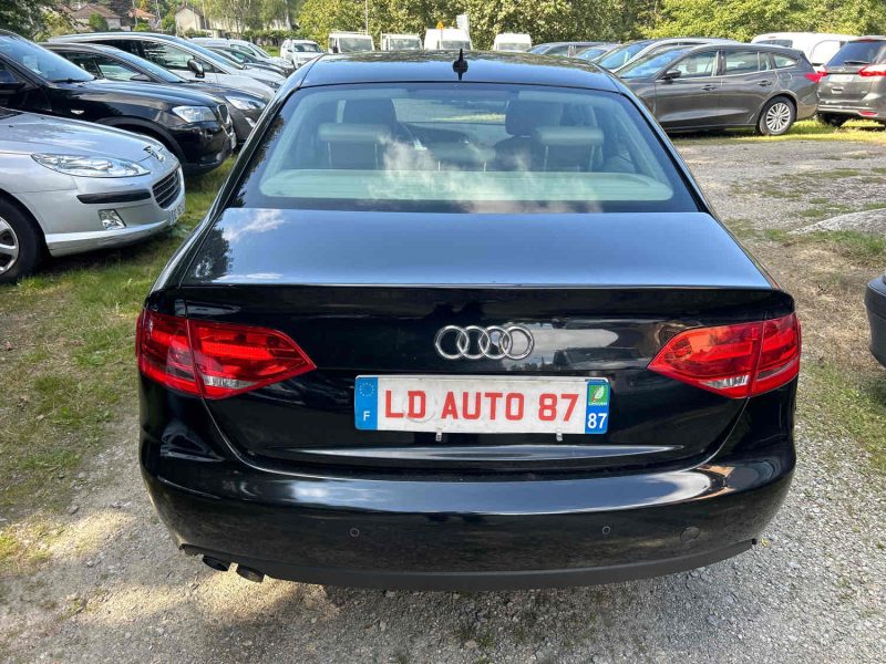 AUDI A4  2010