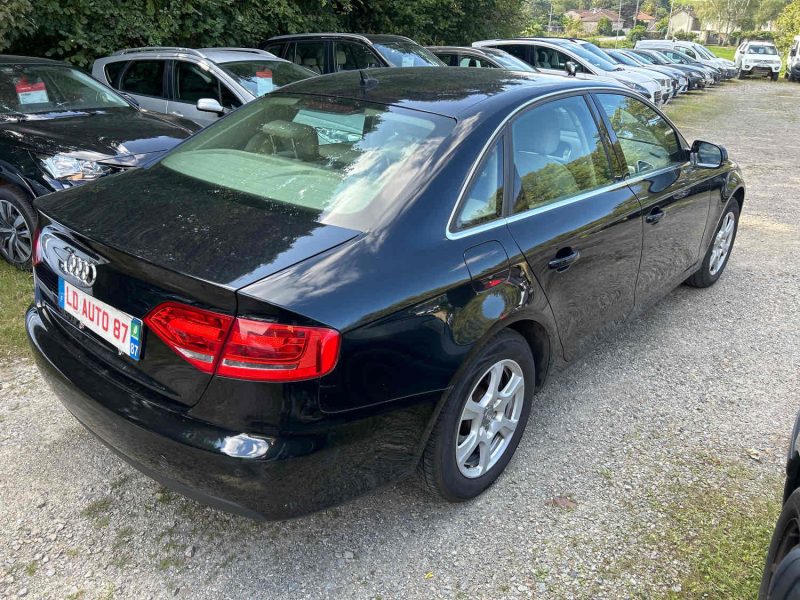 AUDI A4  2010