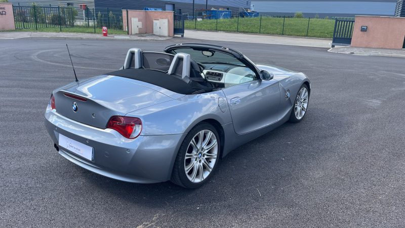 BMW Z4 2.5 L Roadster 177 ch