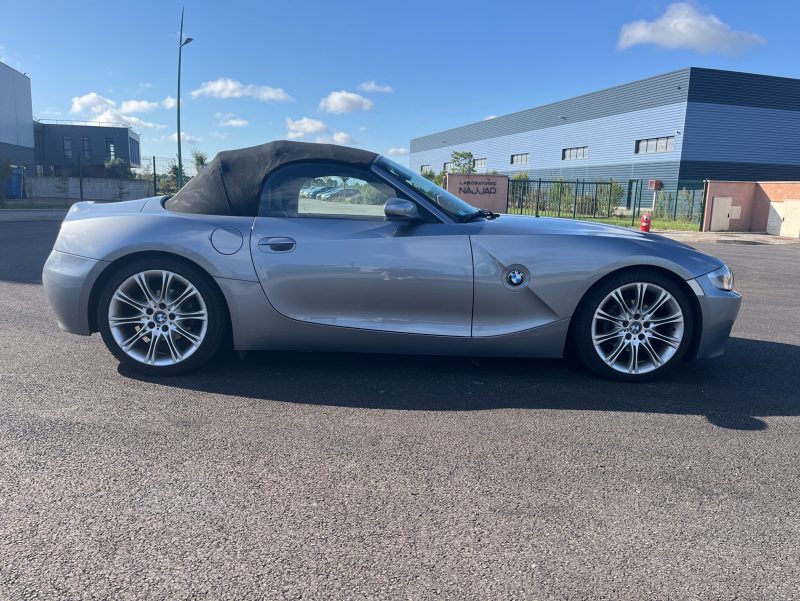 BMW Z4 2.5 L Roadster 177 ch