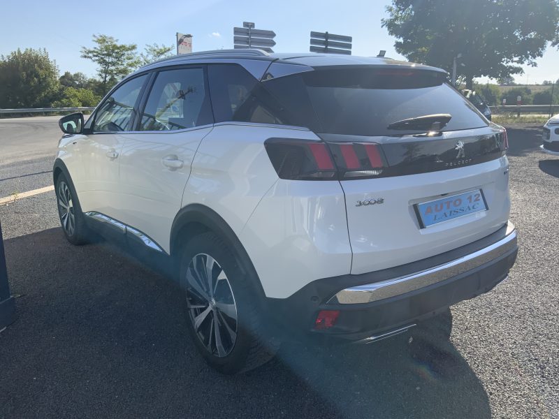 PEUGEOT 3008 2017