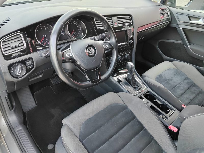 VOLKSWAGEN GOLF VII Variant 2014