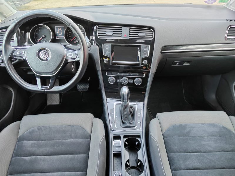 VOLKSWAGEN GOLF VII Variant 2014