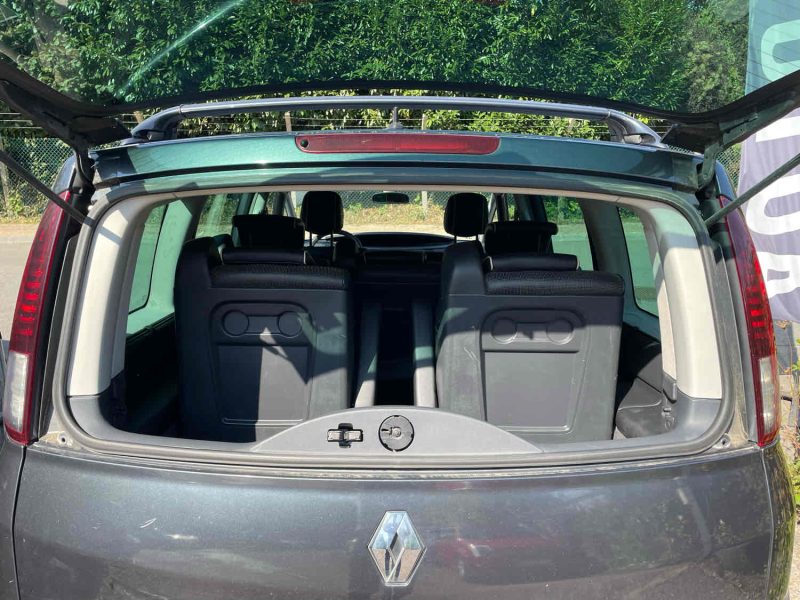 RENAULT ESPACE IV INITIALE 2.0DCI 173CV