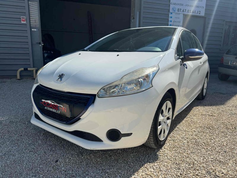 PEUGEOT 208 - Distribution OK / Catalyseur NEUF /Garantie 12 Mois