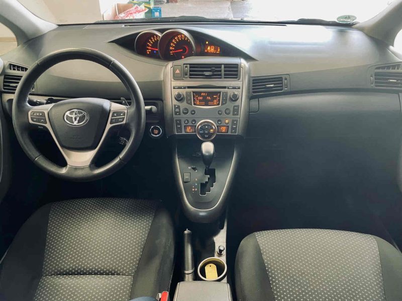 151€/mois Toyota Verso Dynamic 7 places 1,8L 147ch