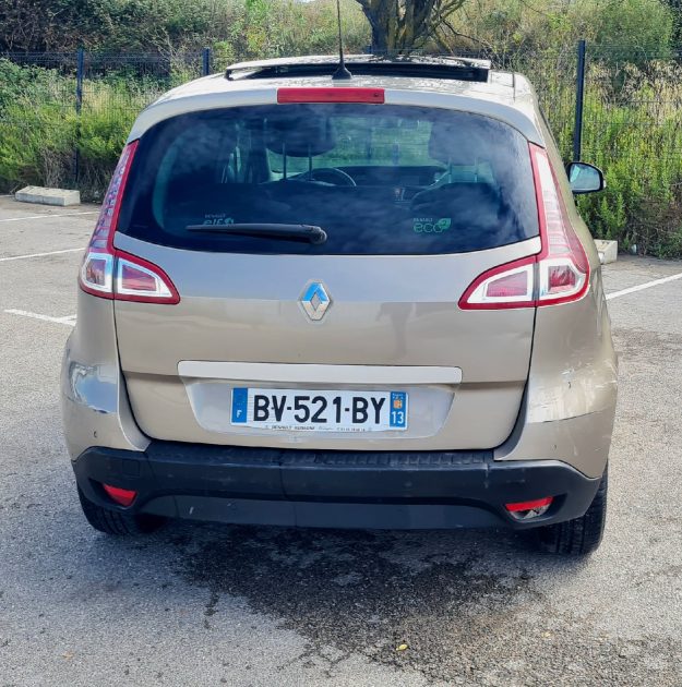 RENAULT SCENIC III 2011