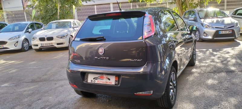 Fiat Nuova Punto 0.9 i TwinAir S&S 85ch , *Première main*, *Idéale jeune conducteur*, *Peu kilométré