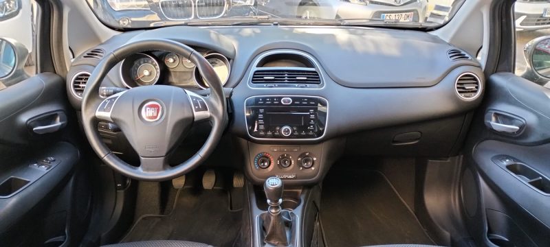 Fiat Nuova Punto 0.9 i TwinAir S&S 85ch , *Première main*, *Idéale jeune conducteur*, *Peu kilométré