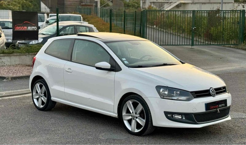 VOLKSWAGEN POLO V 1.6 TDI 90 CR SPORTLINE TOIT PANORAMIQUE