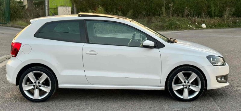 VOLKSWAGEN POLO V 1.6 TDI 90 CR SPORTLINE TOIT PANORAMIQUE