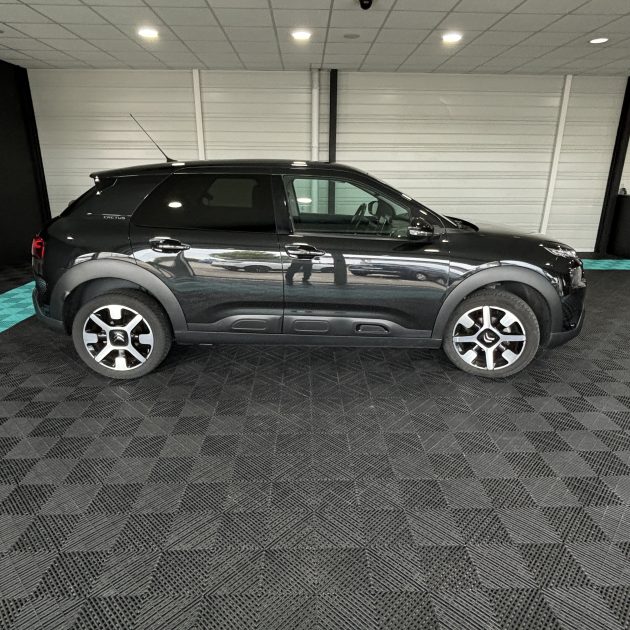 CITROEN C4 CACTUS 110 cv Shine EAT6 garantie 12 mois