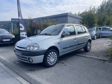 RENAULT CLIO II 1.4i 55CV