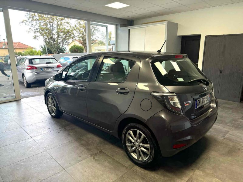 TOYOTA YARIS 2014