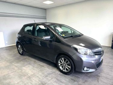 TOYOTA YARIS 2014