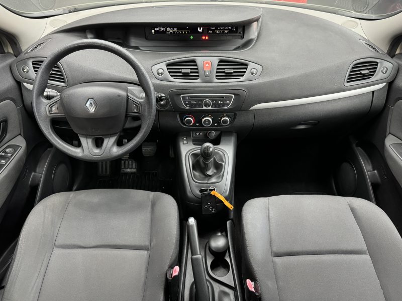 RENAULT SCENIC III 2011