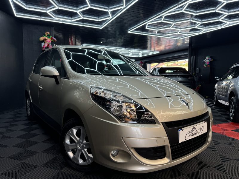 RENAULT SCENIC III 2011