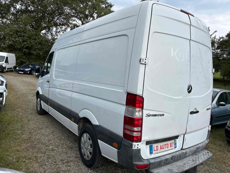 MERCEDES SPRINTER 3-t Fourgon 2012