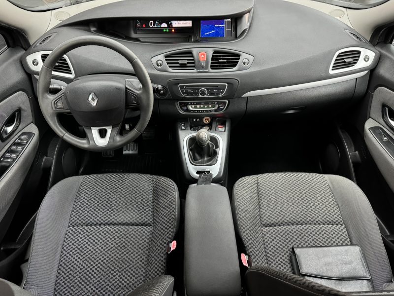 RENAULT MEGANE SCENIC 2011