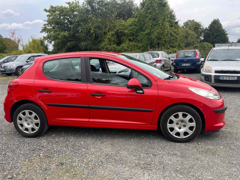 PEUGEOT 207  1.4 E 75cv