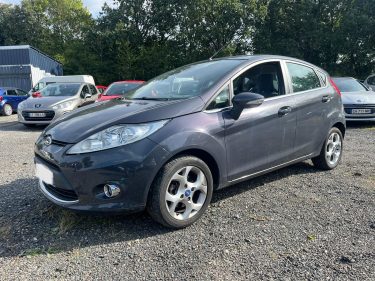 FORD Fiesta VI 5 portes 1.4 TDCi FAP 70 cv Idéal pour un jeune conducteur