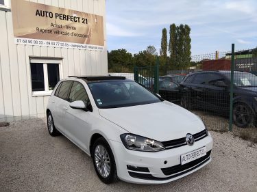 VOLKSWAGEN GOLF VII 2015