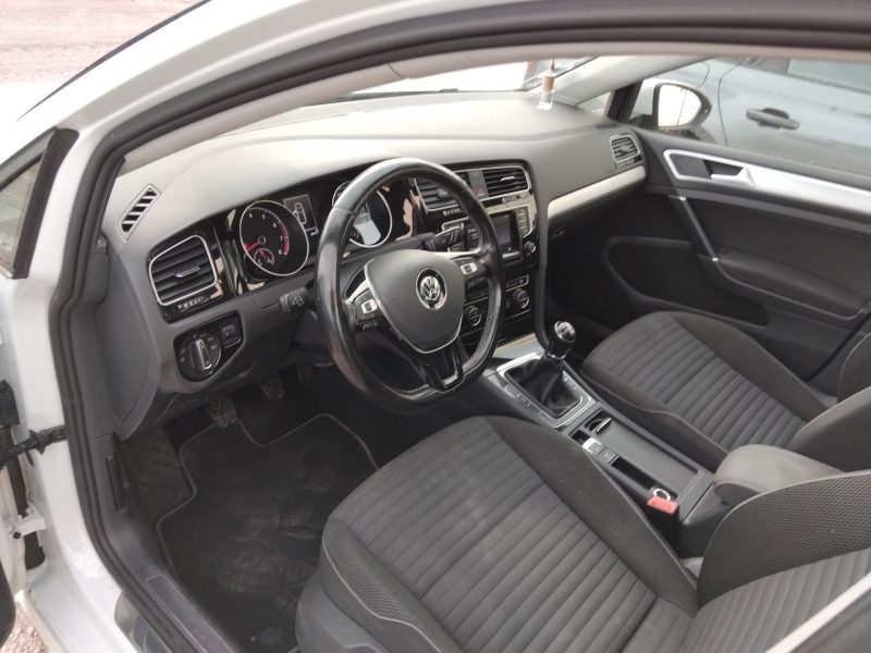 VOLKSWAGEN GOLF VII 2015