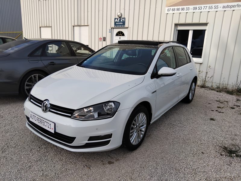 VOLKSWAGEN GOLF VII 2015