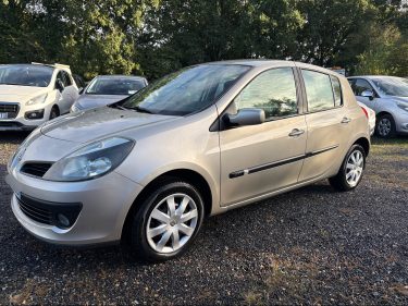 RENAULT Clio III 5 Portes 1.5 dCi 86 cv