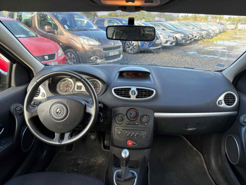 RENAULT Clio III 5 Portes 1.5 dCi 86 cv