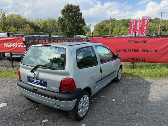 RENAULT TWINGO 2005 - 38186 KM