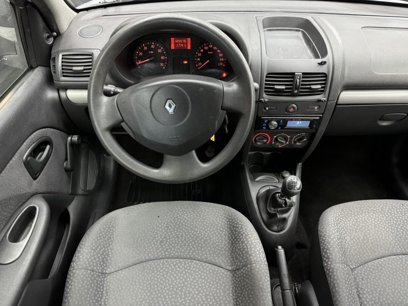 RENAULT CLIO 2010