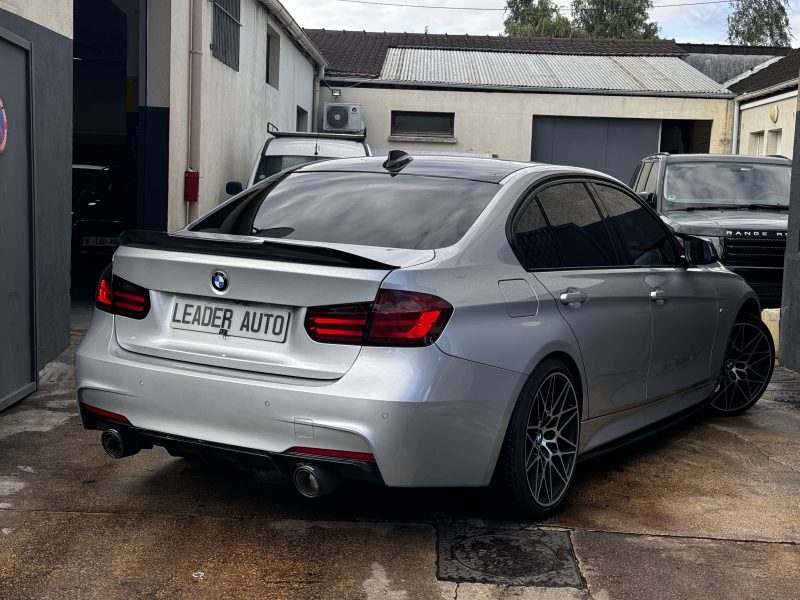 BMW 318D / PACK M