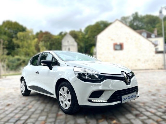 RENAULT CLIO IV 5 PLACES  2017