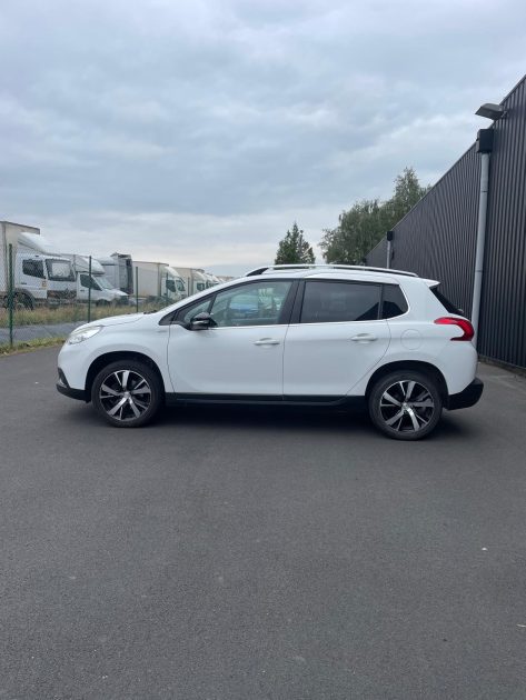 PEUGEOT 2008 2015