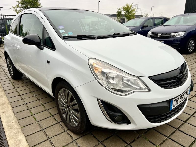 OPEL CORSA D 1.2 86 CH FULL OPTION