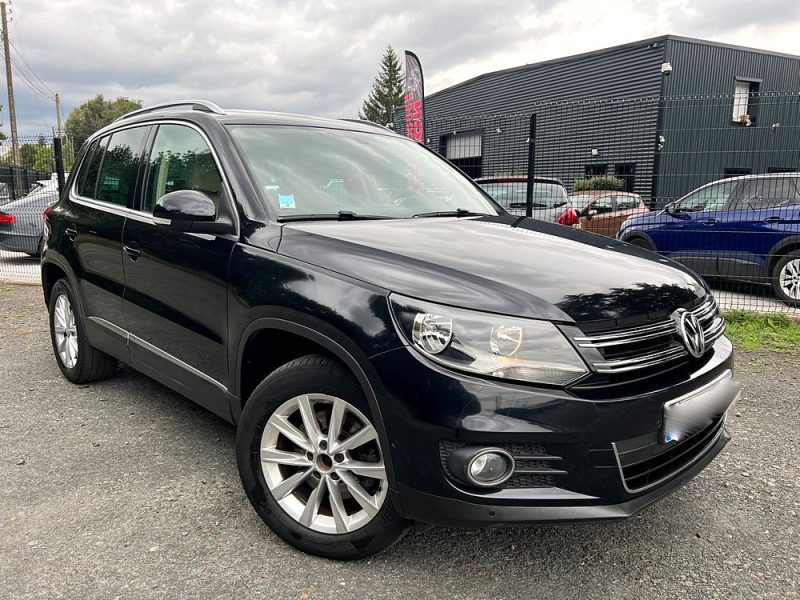 VOLKSWAGEN TIGUAN 2011