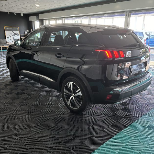 PEUGEOT 3008 2018