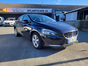 VOLVO V40 2014