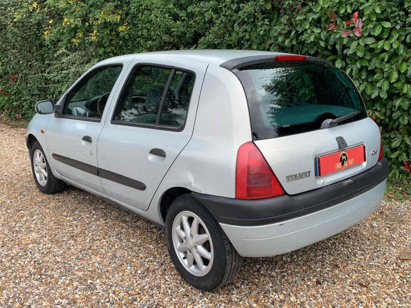 RENAULT CLIO II 2000 1.6 16V  107cv