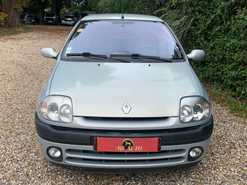 RENAULT CLIO II 2000 1.6 16V  107cv