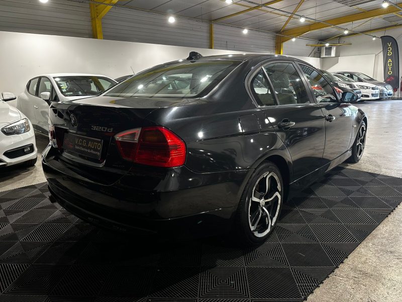 BMW SERIE 3 320d - 163Ch