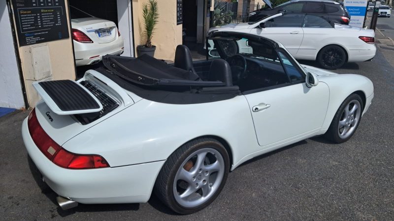 PORSCHE 911 Type 993 Cabriolet 